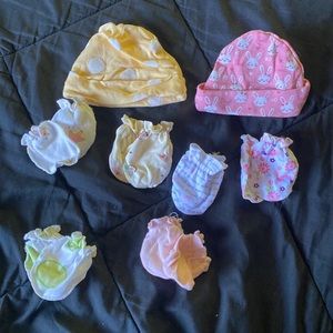 Newborn hats and gloves